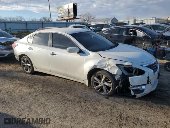 2014 Nissan Altima S with VIN 1N4AL3AP0EC420782, listed as a Copart auction lot 46880385 with 224,793 mi miles and Salvage Title. Bid and sale history available at DreamBid. Image 4.