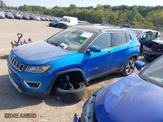 2018 Jeep Compass Limited with VIN 3C4NJDCB9JT454579, listed as a IAAI auction lot 40352527 with 70,287 mi miles. Bid and sale history available at carsss.com. Image 18.