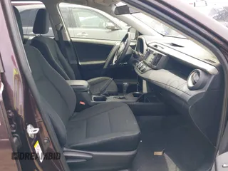 2018 Toyota RAV4 LE с VIN 2T3BFREV9JW850710, выставлен на аукционе IAAI как лот 42261615 с пробегом 69 869 миль миль и . История ставок и продаж доступна на DreamBid. Изображение 5.