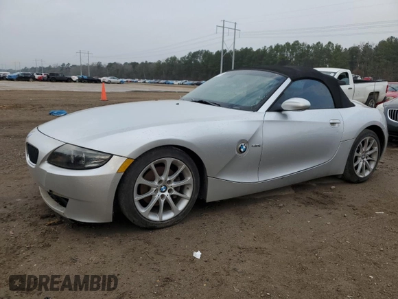 2006 BMW Z4 3.0i with VIN 4USBU33556LW67833, listed as a Copart auction lot 44933315 with 142,444 mi miles and Clean title. Bid and sale history available at DreamBid. Image 1.