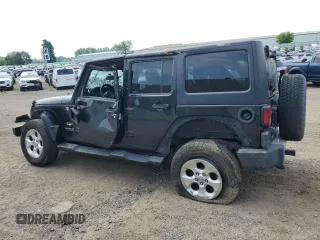 2013 Jeep Wrangler Unlimited Sahara with VIN 1C4BJWEG8DL678692, listed as a Copart auction lot 62289785 with 132,528 mi miles and Clean title. Bid and sale history available at DreamBid. Image 2.