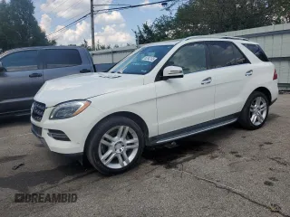2013 Mercedes-Benz M 350 with VIN 4JGDA2EB0DA201915, listed as a Copart auction lot 62342135 with 225,797 mi miles and Salvage title. Bid and sale history available at DreamBid. Image 1.