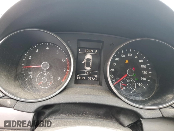 2014 Volkswagen Golf with VIN WVWDB7AJ0EW001424, listed as a Copart auction lot 62420115 with 69,109 mi miles and Salvage title. Bid and sale history available at DreamBid. Image 9.