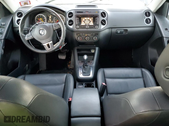 2013 Volkswagen Tiguan S с VIN WVGBV3AX2DW577716, выставлен на аукционе Copart как лот 85504974 с пробегом 101 532 миль миль и Списание • Salvage title. История ставок и продаж доступна на DreamBid. Изображение 8.