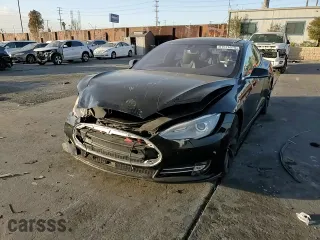 2014 Tesla Model S P85D with VIN 5YJSA1H21EFP62750, listed as a Copart auction lot 87676375 with 67,514 mi miles and Salvage Title. Bid and sale history available at carsss.com. Image 11.