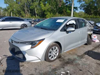 2022 Toyota Corolla LE with VIN 5YFEPMAE7NP276286, listed as a IAAI auction lot 41704970 with 87,142 mi miles. Bid and sale history available at carsss.com. Image 2.