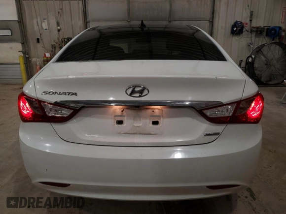 2013 Hyundai Sonata Limited with VIN 5NPEC4AC0DH636231, listed as a Copart auction lot 43065435 with 140,394 mi miles and Salvage Title. Bid and sale history available at DreamBid. Image 6.