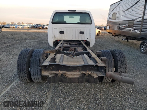 2013 Ford F-350 with VIN 1FDRF3GT6DEB28819, listed as a Copart auction lot 42031345 with 174,419 mi miles and Clean title. Bid and sale history available at DreamBid. Image 6.