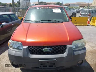 2006 Ford Escape XLT z VIN 1FMCU93126KD09603, wystawiony jako IAAI lot #42401991 z przebiegiem 124 167 mil mil oraz . Historia ofert i sprzedaży dostępna na DreamBid. Obrazek 6.