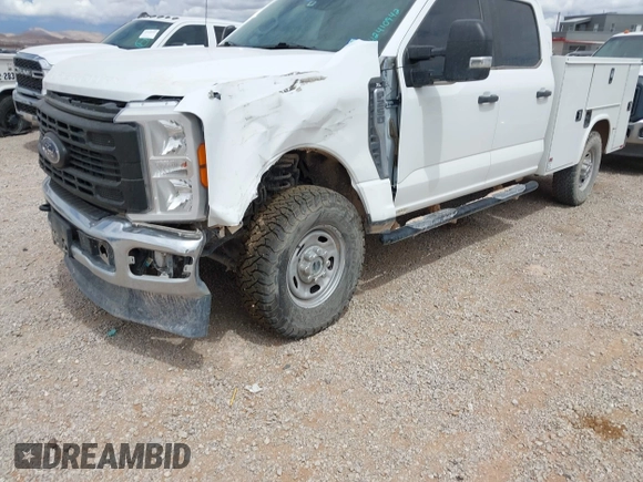 2023 Ford F-250 XL with VIN 1FT7W2BA1PEC14278, listed as a IAAI auction lot 42410942 with 61,769 mi miles and . Bid and sale history available at DreamBid. Image 17.