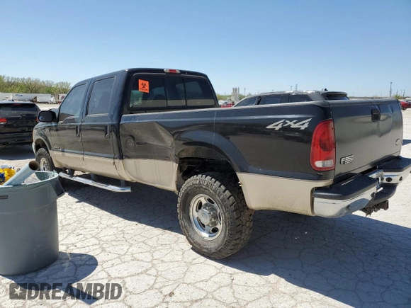 2001 Ford F-350 XL with VIN 3FTSW31F71MA76910, listed as a Copart auction lot 53083565 with 239,213 mi miles and Salvage Title. Bid and sale history available at DreamBid. Image 2.