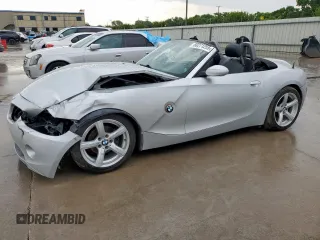 2004 BMW Z4 2.5i with VIN 4USBT33554LR67906, listed as a Copart auction lot 60271255 with Not provided miles and Salvage title. Bid and sale history available at DreamBid. Image 1.