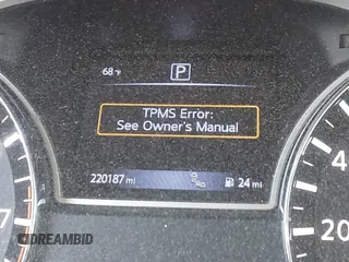 2016 Nissan Altima SR with VIN 1N4AL3AP0GC170284, listed as a IAAI auction lot 41818738 with 220,187 mi miles and . Bid and sale history available at carsss.com. Image 7.