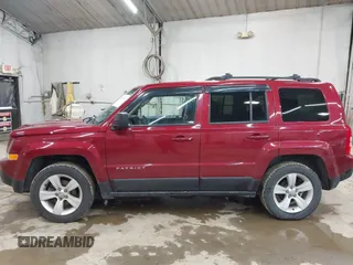 2017 Jeep Patriot High Altitude with VIN 1C4NJRFB1HD159078, listed as a IAAI auction lot 41998941 with 102,194 mi miles. Bid and sale history available at carsss.com. Image 14.