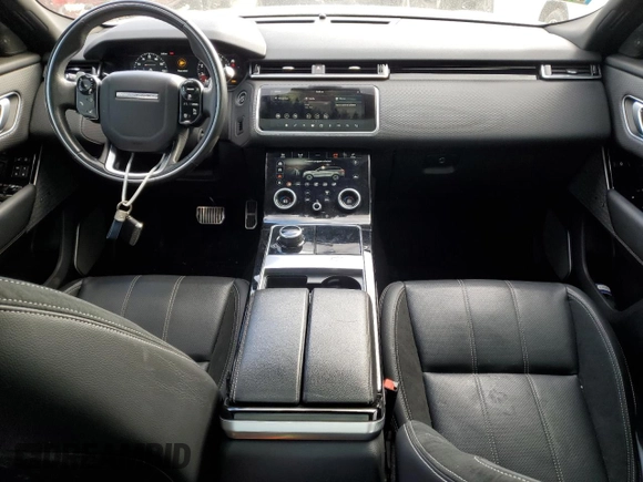 2019 Land Rover Range Rover Velar R-Dynamic SE with VIN SALYL2FV4KA209837, listed as a Copart auction lot 43863104 with 43,721 mi miles. Bid and sale history available at carsss.com. Image 8.