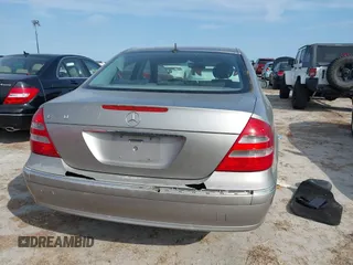 2006 Mercedes-Benz E-Class 3.5L with VIN WDBUF56J16A795803, listed as a IAAI auction lot 40613021 with 1 mi miles. Bid and sale history available at carsss.com. Image 16.