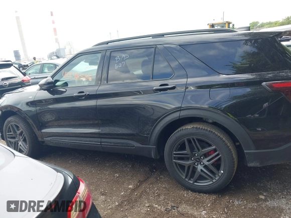 2025 Ford Explorer ST-Line with VIN 1FMUK8KH7SGB38511, listed as a IAAI auction lot 42846565 with 11,936 mi miles and . Bid and sale history available at DreamBid. Image 14.