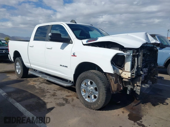 2021 Ram 2500 Big Horn z VIN 3C6UR5DLXMG648737, wystawiony jako IAAI lot #42066827 z przebiegiem 82 053 mil mil oraz . Historia ofert i sprzedaży dostępna na DreamBid. Obrazek 1.