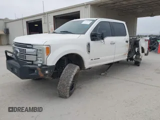 2017 Ford F-250 Lariat with VIN 1FT7W2BTXHEB52267, listed as a IAAI auction lot 41359500 with 187,467 mi miles and . Bid and sale history available at DreamBid. Image 18.