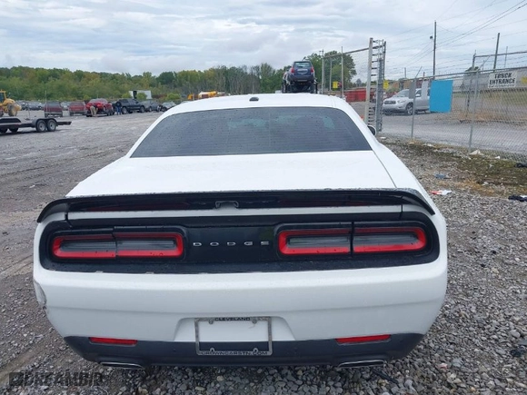 2019 Dodge Challenger GT with VIN 2C3CDZJG1KH708679, listed as a IAAI auction lot 40426100 with 52,949 mi miles. Bid and sale history available at carsss.com. Image 16.