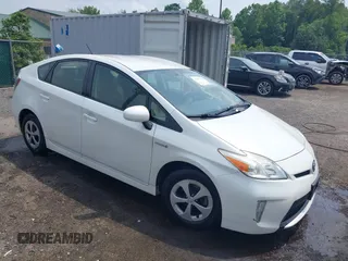 2015 Toyota Prius Four with VIN JTDKN3DU2F0424586, listed as a IAAI auction lot 42502544 with 281,407 mi miles and . Bid and sale history available at DreamBid. Image 1.