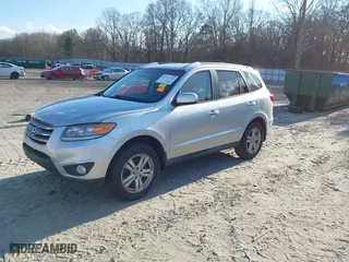 2012 Hyundai Santa Fe Limited with VIN 5XYZK3AB2CG104071, listed as a IAAI auction lot 41237756 with 223,076 mi miles. Bid and sale history available at carsss.com. Image 2.