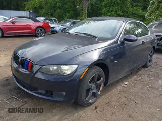 2008 BMW 3 Series 328xi z VIN WBAWC33588PD08899, wystawiony jako IAAI lot #42442016 z przebiegiem 108 563 mil mil oraz . Historia ofert i sprzedaży dostępna na DreamBid. Obrazek 6.