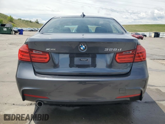2014 BMW 3 Series 328d xDrive с VIN WBA3D5C5XEKX96724, выставлен на аукционе Copart как лот 58524375 с пробегом 90 688 миль миль и Списание • Salvage title. История ставок и продаж доступна на DreamBid. Изображение 6.