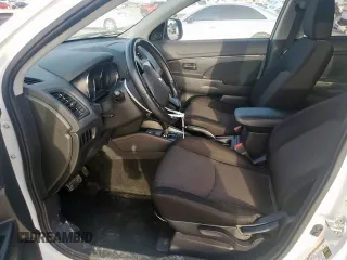 2018 Mitsubishi Outlander Sport SE z VIN JA4AJ3AU3JZ602113, wystawiony jako Copart lot #56710995 z przebiegiem 69 372 mil mil oraz Czysty tytuł • Clean title. Historia ofert i sprzedaży dostępna na DreamBid. Obrazek 7.