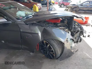 2015 Ford Mustang GT z VIN 1FA6P8CF7F5370481, wystawiony jako IAAI lot #42277005 z przebiegiem 108 976 mil mil oraz . Historia ofert i sprzedaży dostępna na DreamBid. Obrazek 6.