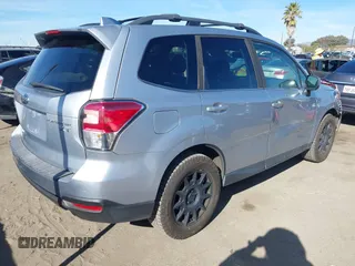 2017 Subaru Forester Premium with VIN JF2SJGEC5HH450517, listed as a IAAI auction lot 41425339 with 185,885 mi miles. Bid and sale history available at carsss.com. Image 4.