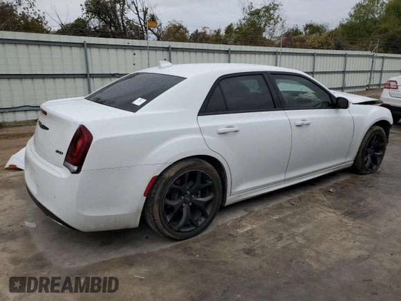 2022 Chrysler 300 Touring L with VIN 2C3CCADG5NH162974, listed as a Copart auction lot 84917054 with 53,236 mi miles and Salvage Title. Bid and sale history available at carsss.com. Image 3.
