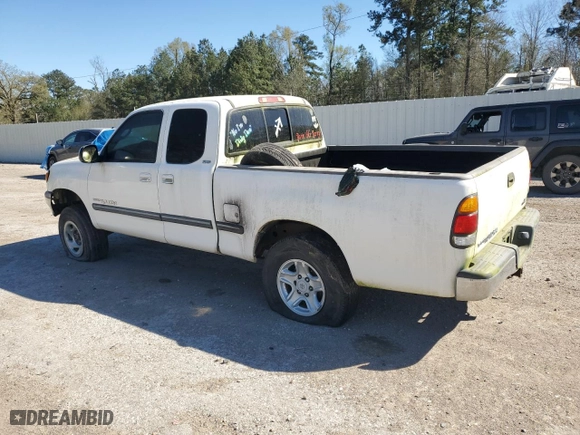 2001 Toyota Tundra SR5 with VIN 5TBRT34151S207087, listed as a Copart auction lot 49047935 with 322,815 mi miles and Clean Title. Bid and sale history available at carsss.com. Image 2.