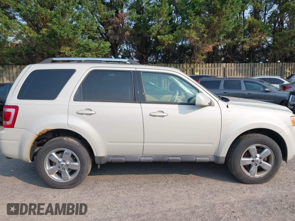2009 Ford Escape Limited с VIN 1FMCU94G99KC59077, выставлен на аукционе IAAI как лот 42126295 с пробегом 169 306 миль миль и . История ставок и продаж доступна на DreamBid. Изображение 13.