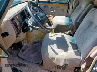 1995 Chevrolet Chevy Van с VIN 1GBEG25K9SF141922, выставлен на аукционе Copart как лот 58589795 с пробегом 77 242 миль миль и Списание • Salvage title. История ставок и продаж доступна на DreamBid. Изображение 7.