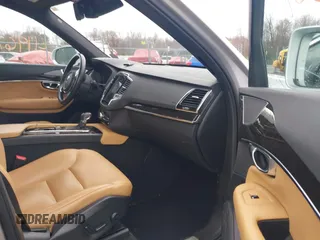 2018 Volvo XC90 Momentum with VIN YV4A22PK0J1337228, listed as a IAAI auction lot 41967308 with 128,207 mi miles. Bid and sale history available at carsss.com. Image 5.