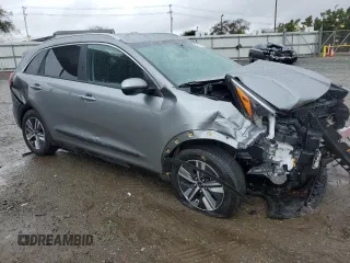2022 Kia Niro LXS with VIN KNDCB3LC1N5541356, listed as a Copart auction lot 48810485 with 27,120 mi miles and Salvage Title. Bid and sale history available at carsss.com. Image 4.
