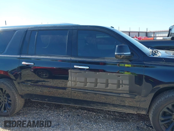 2019 Cadillac Escalade ESV Luxury z VIN 1GYS4HKJXKR389014, wystawiony jako IAAI lot #42060761 z przebiegiem 182 351 mil mil oraz . Historia ofert i sprzedaży dostępna na DreamBid. Obrazek 13.