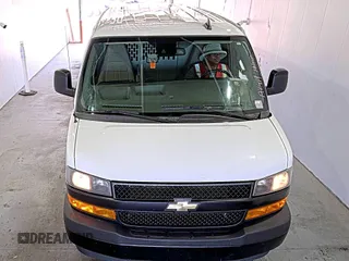 2021 Chevrolet Express Cargo with VIN 1GCWGAFP2M1303152, listed as a IAAI auction lot 42672934 with 68,671 mi miles and . Bid and sale history available at DreamBid. Image 9.