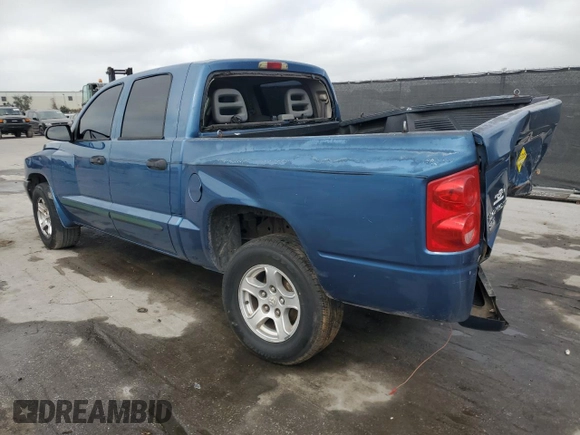 2005 Dodge Dakota SLT with VIN 1D7HE48N05S101536, listed as a Copart auction lot 43362215 with 174,689 mi miles and Salvage Title. Bid and sale history available at DreamBid. Image 2.