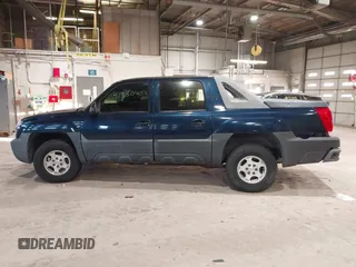 2004 Chevrolet Avalanche Z66 with VIN 3GNEC12T14G257462, listed as a IAAI auction lot 41330403 with 171,295 mi miles and . Bid and sale history available at DreamBid. Image 14.
