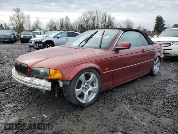 2001 BMW 3 Series 325Ci with VIN WBABS334X1JY41304, listed as a Copart auction lot 85814304 with 93,527 mi miles and Salvage Title. Bid and sale history available at carsss.com. Image 1.