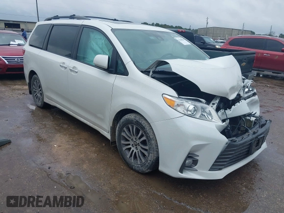 2018 Toyota Sienna XLE Auto Access Seat with VIN 5TDYZ3DC8JS906460, listed as a IAAI auction lot 41468064 with 87,750 mi miles. Bid and sale history available at carsss.com. Image 1.