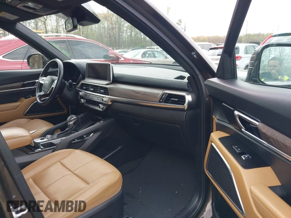 2022 Kia Telluride SX with VIN 5XYP54HC4NG271392, listed as a IAAI auction lot 42019407 with 50,971 mi miles and . Bid and sale history available at DreamBid. Image 5.