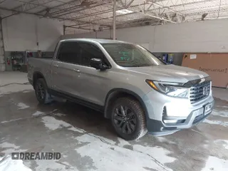 2022 Honda Ridgeline Sport z VIN 5FPYK3F13NB003828, wystawiony jako IAAI lot #41235032 z przebiegiem 40 048 mil mil oraz . Historia ofert i sprzedaży dostępna na DreamBid. Obrazek 1.