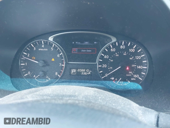2014 Nissan Pathfinder S with VIN 5N1AR2MM7EC652571, listed as a IAAI auction lot 42641349 with 208,810 mi miles and . Bid and sale history available at DreamBid. Image 7.