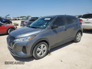 2021 Nissan Kicks S z VIN 3N1CP5BV1ML526616, wystawiony jako Copart lot #52638525 z przebiegiem 87 426 mil mil oraz Czysty tytuł • Clean title. Historia ofert i sprzedaży dostępna na DreamBid. Obrazek 1.
