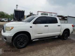 2008 Toyota Tundra z VIN 5TFET54188X027012, wystawiony jako Copart lot #51989545 z przebiegiem 168 349 mil mil oraz Czysty tytuł • Clean title. Historia ofert i sprzedaży dostępna na DreamBid. Obrazek 1.