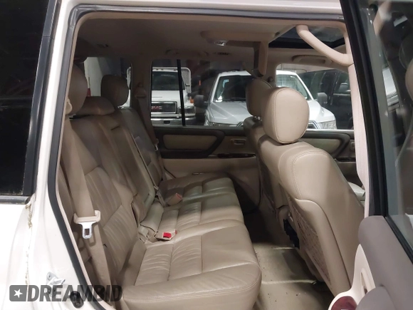 2006 Toyota Land Cruiser with VIN JTEHT05J562097054, listed as a IAAI auction lot 41539648 with 286,946 mi miles. Bid and sale history available at carsss.com. Image 8.