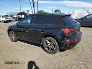 2024 Audi Q5 S line Premium Plus z VIN WA1E2AFY6R2125874, wystawiony jako Copart lot #47052955 z przebiegiem 1 144 mil mil oraz Szkoda całkowita • Salvage title. Historia ofert i sprzedaży dostępna na DreamBid. Obrazek 2.